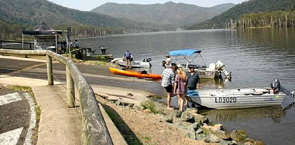Anglers prepare for some great fishing action at Lake Borumba. Anglers prepare for some great fishing action at Lake Borumba.